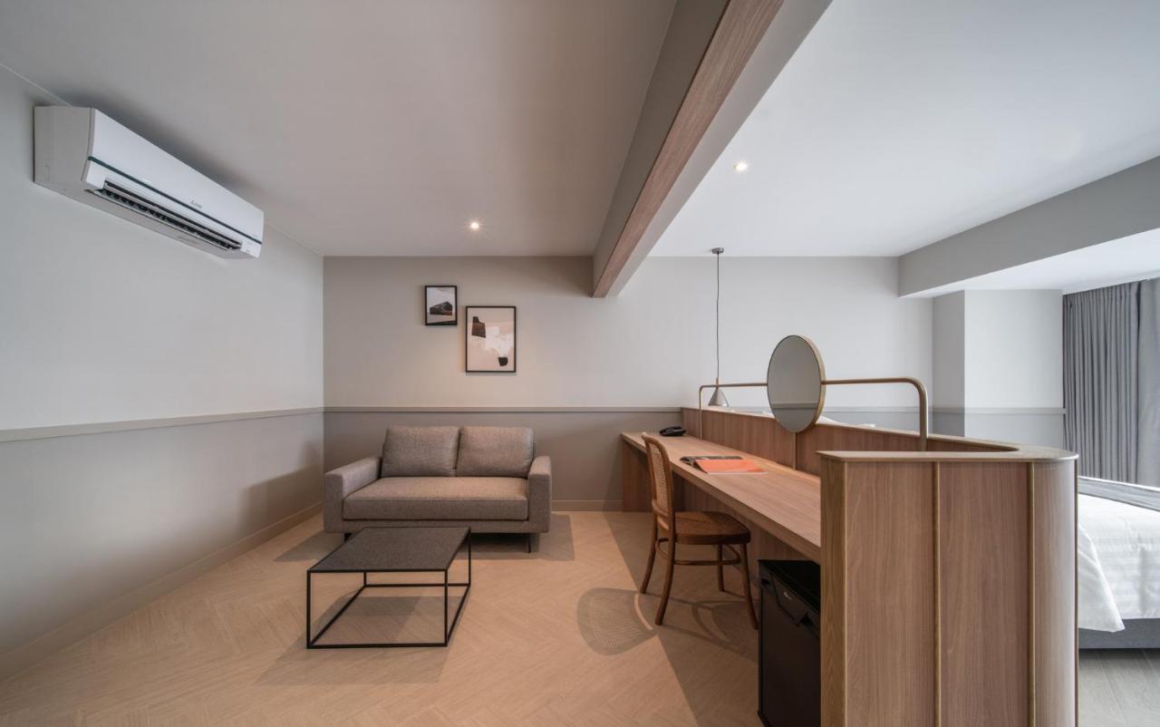 Aspira Residence Sukhumvit 71 Бангкок Екстер'єр фото
