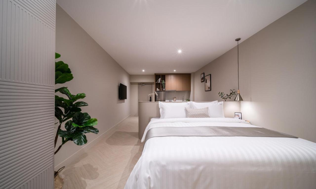 Aspira Residence Sukhumvit 71 Бангкок Екстер'єр фото